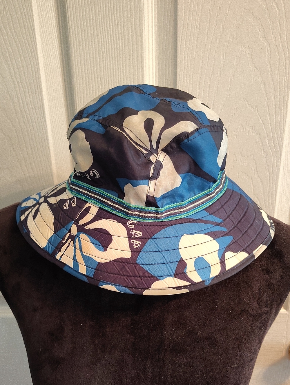 Baby GAP Navy and Blue Floral Bucket Hat